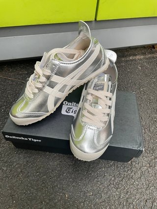 Onitsuka Tiger Sneakers Plata Talla 39.5