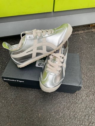 Onitsuka Tiger Sneakers Plata Talla 39.5