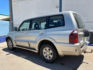 Mitsubishi Montero 2006