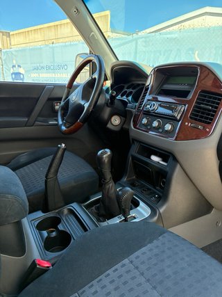 Mitsubishi Montero 2006
