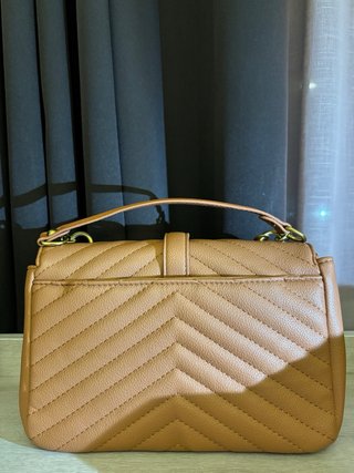 Bolso nuevo color maquillaje