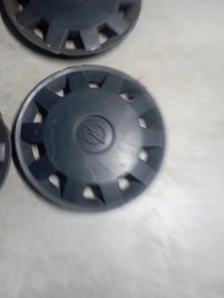 Tapacubos Opel 15 pintados spray negro mate