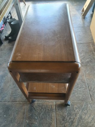 Carrito auxiliar madera con ruedas