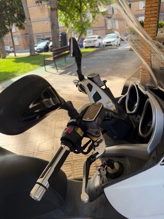 Kawasaki J300 ABS Blanca 2016