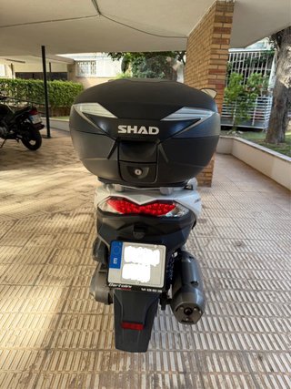 Kawasaki J300 ABS Blanca 2016