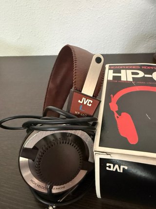 Auriculares JVC HP-660 Vintage Rojos