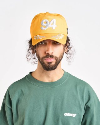 Gorra Adidas x Bad Bunny x Mercedes-AMG Petronas.