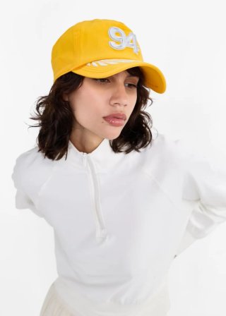 Gorra Adidas x Bad Bunny x Mercedes-AMG Petronas.
