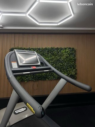 Cinta de Correr Technogym Excite JOG 700