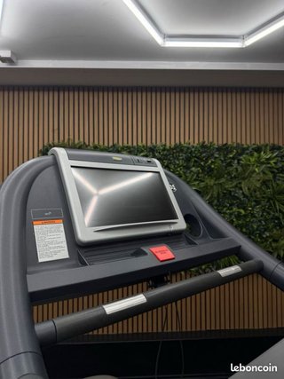 Cinta de Correr Technogym Excite JOG 700