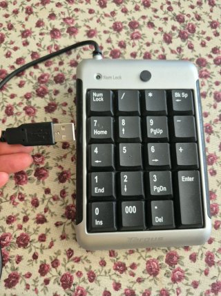 Ebook SPC Dickens 21 Negro Con cargador y funda