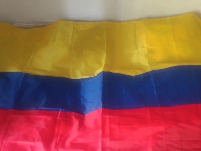 Bandera de Colombia Grande. De colgar si  quieres