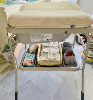 Bañera y cambiador Chicco para bebé