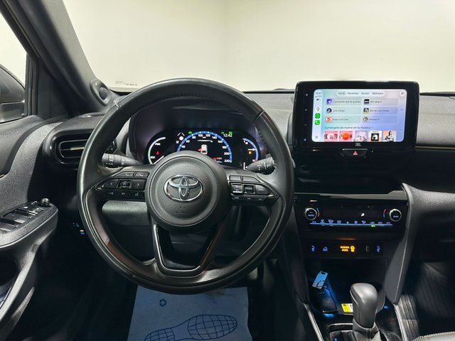 Toyota Yaris Cross 120H PREMIERE EDITION 4X4