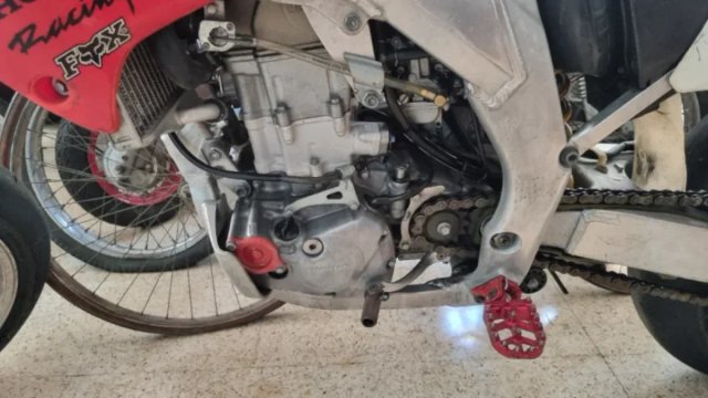 9 HONDA CRF 450 SUPERMOTARD 2005