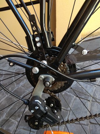 Bicicleta Urbana Moma 28 " Negra, 21 velocidades