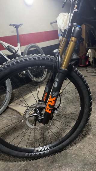 Bicicleta Ghost Path Riot LTD