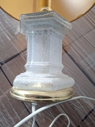 Lámpara de mesa cristal y tela beige