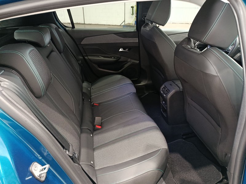 Peugeot 308 2024, foto 18