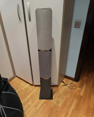 Altavoz Torre Negro