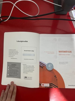 Matemáticas 4º - Libro de texto en formato físi...