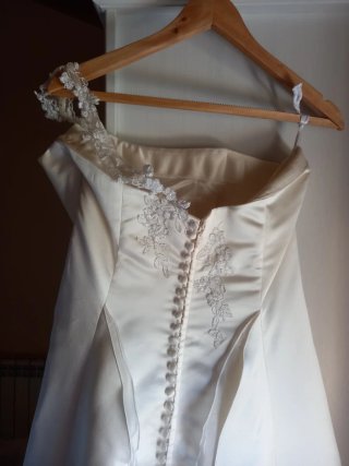 Vestido de Novia con cola