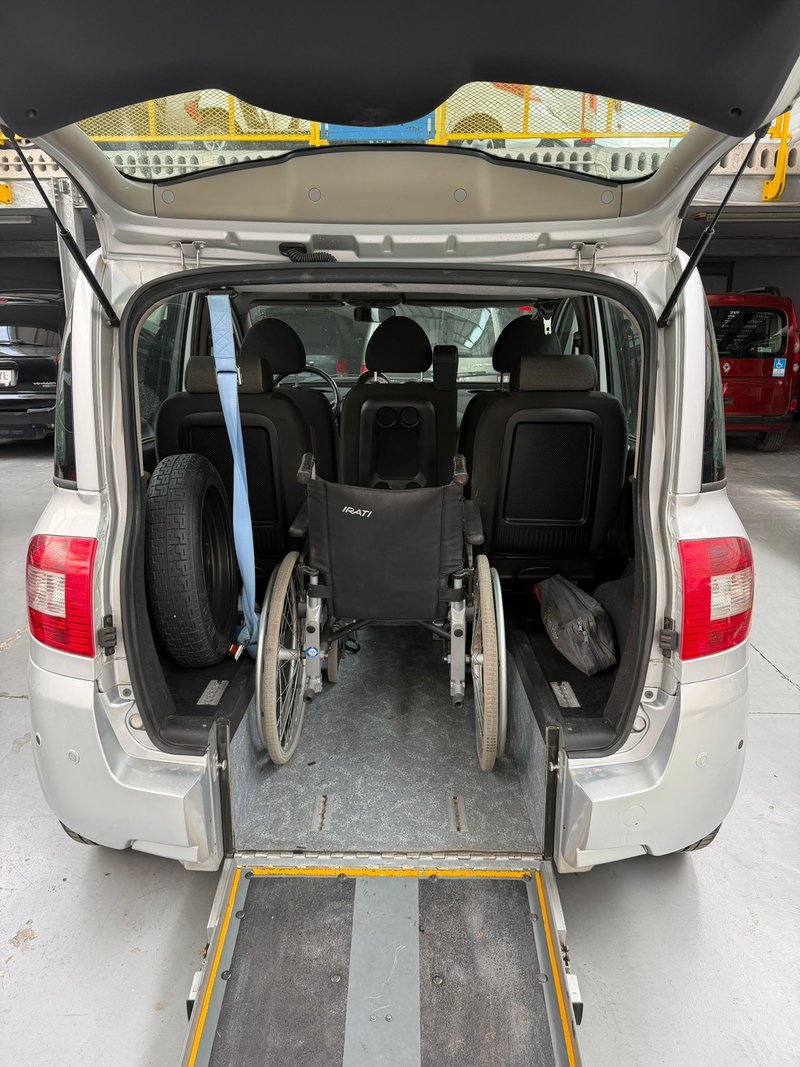 FIAT MULTIPLA ADAPAPTADA PARA SILLA DE RUEDAS - foto 1
