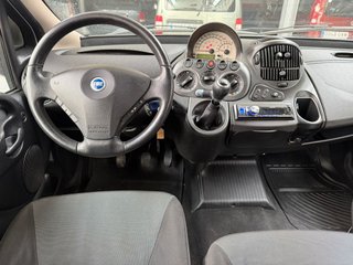 FIAT MULTIPLA ADAPAPTADA PARA SILLA DE RUEDAS