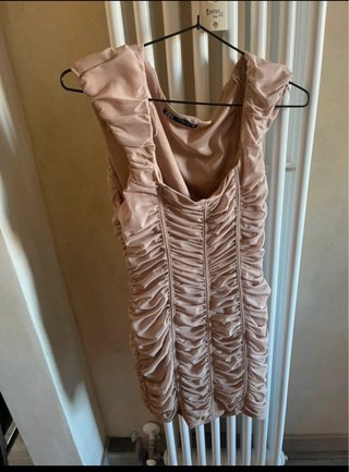 Abito Zara arricciato beige taglia M