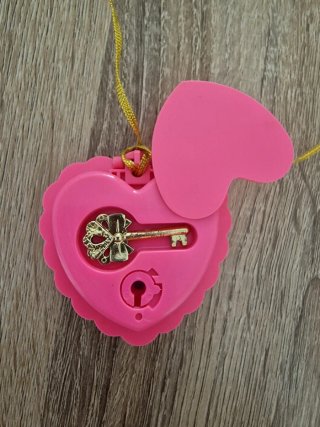 Colgante corazón Sweet Secrets Sindy de Hasbro