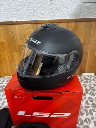 Lote casco modular negro mate y guantes de moto
