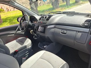 Mercedes-Benz Vito viano