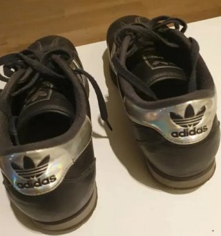Adidas Vintage T43