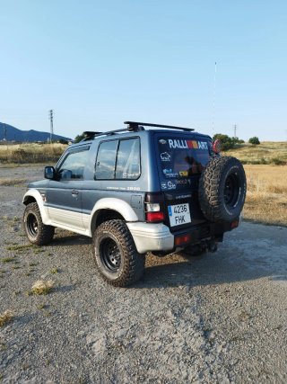 Mitsubishi Montero 1995