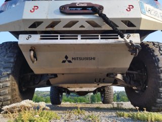Mitsubishi Montero 1995