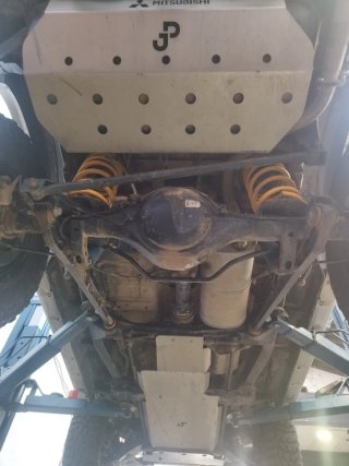 Mitsubishi Montero 1995
