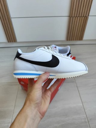 Nike Cortez