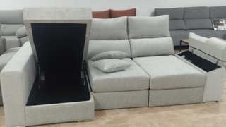 Chaiselongue AL SUELO con arcón y brazo DESLIZANTE