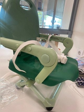 Chicco Pocket Snack Alzador de Silla para Niños para Comer, Apto de 6 Meses hasta 3 Años (15 kg)