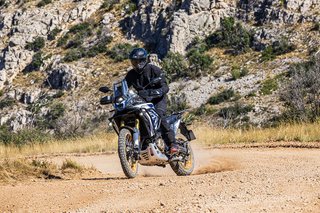 VOGE DS800 RALLY BLANCA / AZUL NUEVA – MADRID