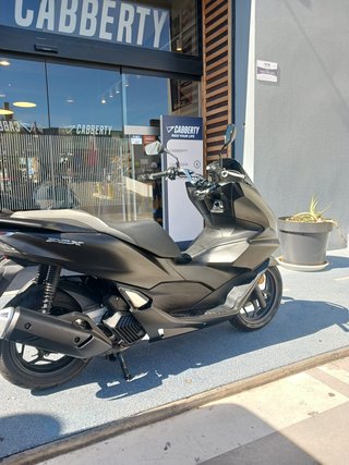 Honda PCX 125 Negra/Gris Automática