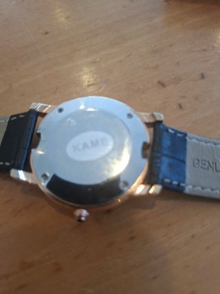 Reloj Cartier Negro y Dorado