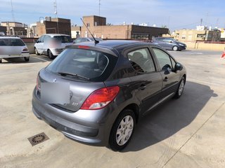 Peugeot 207 muy cuidado, 104.000 km, ITV+Mantenimt