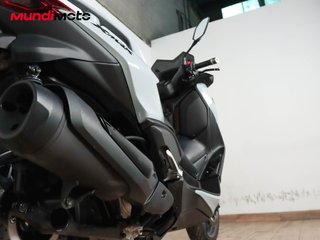 YAMAHA X-MAX 300 TECH MAX