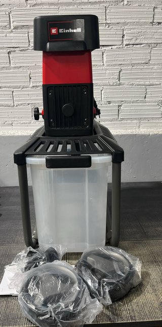 Trituradora eléctrica silenciosa Einhell GC-RS 60