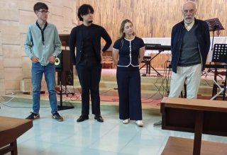 Clases de piano, guitarra y violín