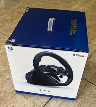Volante HORI Apex PS5/PS4/PC + Pedales + Caja
