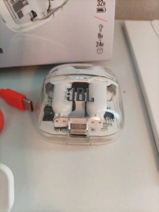 Caja de carga JBL Tune Flex Ghost - White Ghost