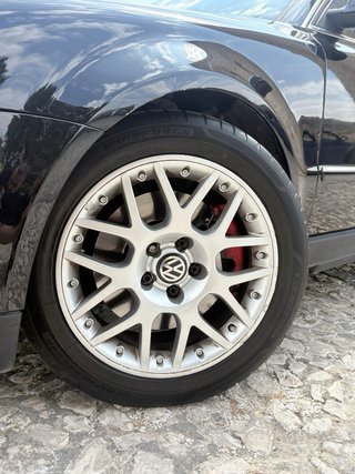 VW Passat W8 4.0 MANUAL