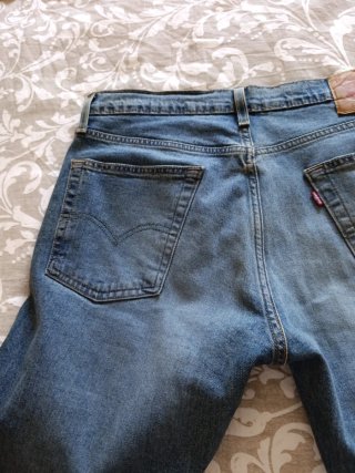 Pantalón Levis 513 W33 L32 Vaquero Clásico